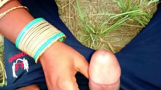 Vicious Bhabhi strokes devar's Indian cock with hand before outdoor sex