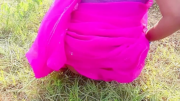 Self-isolated Bhabhi and Indian sister's hubby enjoy sex outdoors