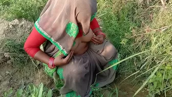 Field is a good place for Indian Bhabhi and sister's hubby to have sex