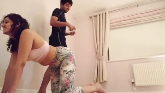 Indian yoga coach makes desi Bhabhi undress and gives cock for blowing
