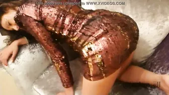 Indian slut in slinky dress stands on all fours in solo Bhabhi porn