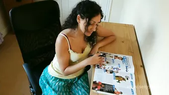 Indian dad doesn't yet know daughter is the Bhabhi who masturbates