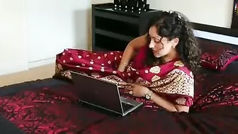 Best scenes with hindi talk from amateur Desi couple who loves chudai