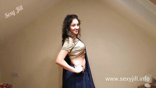 Hot Indian Bhabhi poses in seductive lingerie in clip with hindi talk