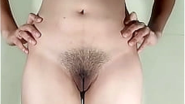 Excited Indian girl with perky tits and trimmed pussy dances naked