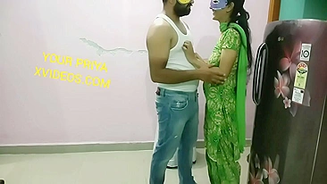 Hungry Bhabhi is going to eat but Indian devar gives cock as dessert