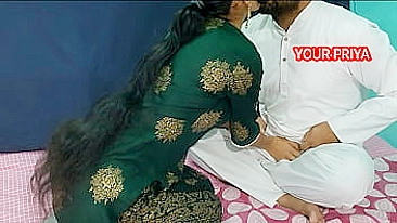 Man conquers Indian Bhabhi's heart with hindi talk and fucks her