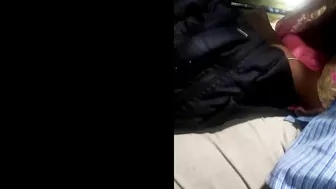 Passenger secretly films desi Bhabhi giving him a handjob in Indian train