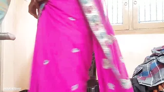 Super-excited Indian Bhabhi rides devar's cock after fuck from behind