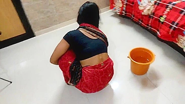 Devar is so horny that Indian Bhabhi postpones washing the floor to be fucked