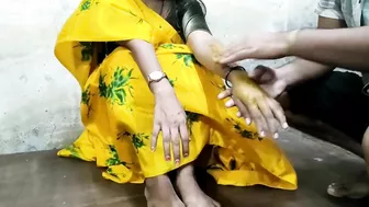 Sister's careful husband paints Indian Bhabhi using yellow dye before sex
