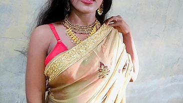 Face of Indian Bhabhi with sunglasses covered with devar's cum after sex
