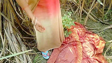 It's always a pleasure for Indian Bhabhi and devar to practice sex