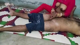 Bhabhi becomes horny and rides Indian devar's cock after a handjob