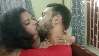Desi porn of Indian man thrusting cock in muff of brunette Bhabhi Desi porn of Indian man thrusting cock in muff of brunette Bhabhi