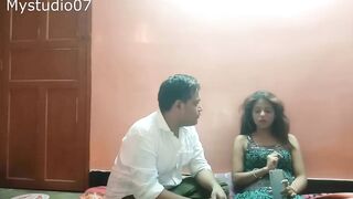 Bhabhi shows boobs so Indian guest fucks the MILF in Hindi talk porn