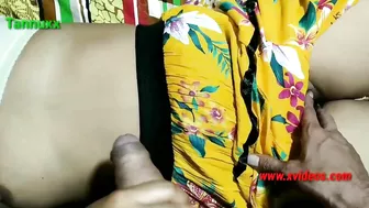 Every Indian man loves aunty but this one dares to score the Bhabhi