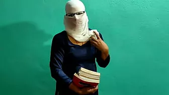 Bhabhi bookworm enjoys cock of Indian devar until it cums in pussy