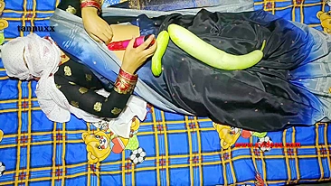 Indian aunty does solo Bhabhi porn with vibrator and big zucchini