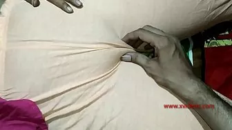Amateur Indian man fucks Bhabhi who exposes boobies and pussy to him Amateur Indian man fucks Bhabhi who exposes boobies and pussy to him