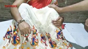 Indian man has sex with Bhabhi who doesn't get naked in Desi porn Indian man has sex with Bhabhi who doesn't get naked in Desi porn