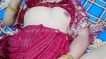 Indian devar behind camera is carnal with languid Bhabhi in red sari