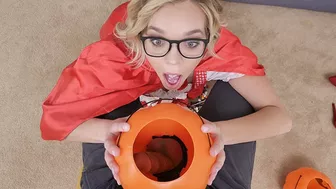 Petite Sister Katie Kush Suck Brothers Cock after Trick or Treating Petite Sister Katie Kush Suck Brothers Cock after Trick or Treating