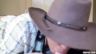 Callgirl in cowboy hat fucked by pumped man in the hotel room