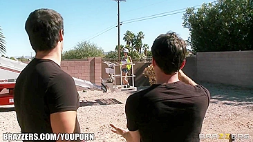 Sexpot thinks MMF is more important than repair work