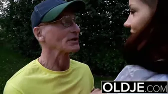 Outdoor anal badminton of gorgeous colleen and old senior