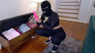 Female robber takes XXX punishment in the form of masturbation Female robber takes XXX punishment in the form of masturbation