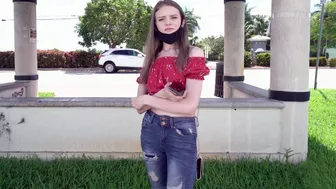 Guys pick up skinny teen and in exchange for XXX cash lure her into van Guys pick up skinny teen and in exchange for XXX cash lure her into van