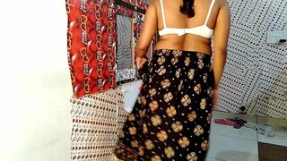 Pakistani Girl Striptease Nude Mujra
