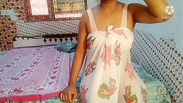 Fucking my desi yummy bhabhi when alone at home