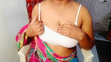 Fucking busty desi indian maid in doggy style