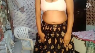 Desi Shona Bahbhi Showing Her Boobs and Pussy To her Facebook Friends