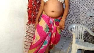 Busty Desi bhabhi in a cotton sari masturbates after a hard day at work