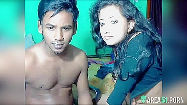 Desi sister nude with brother XXX POV video