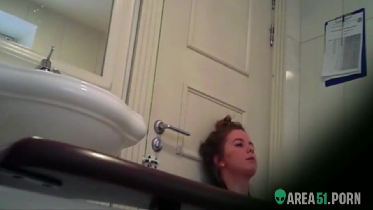 Naive mom caught masturbating on hidden cam after taking piss on pan |  AREA51.PORN