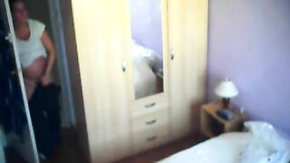 Mom caught masturbating, standing and fast, because the kids are home