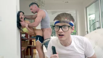 Man satisfies nerdy stepson's girlfriend by XXX drilling from behind Man satisfies nerdy stepson's girlfriend by XXX drilling from behind