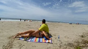 I caught a mutual masturbation kinky couple on a public beach