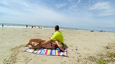 I caught a mutual masturbation kinky couple on a public beach