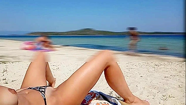 Amateur kinky wife flashing pussy and masturbate on the public beach