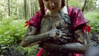 Slutty red riding hood masturbates in forest mud