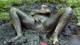 Slutty red riding hood masturbates in forest mud