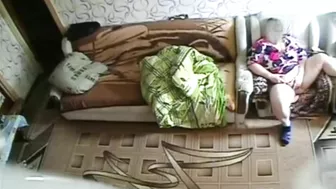 Spy camera caught BBW mother masturbate In front of the TV Spy camera caught BBW mother masturbate In front of the TV