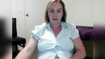 Beautiful MILF caught masturbating while sitting in front of computer Beautiful MILF caught masturbating while sitting in front of computer