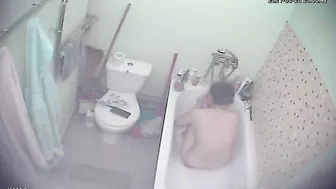 Relax in bath makes sister horny and she gets caught masturbating