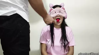 Pervert daddy tricked his dick into his daughter's mouth, XXX video